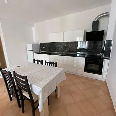 Daniela Apartament Appartement *